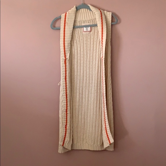 KNITTED SLEEVELESS SWEATER BY ‘H&M’!! - Picture 3 of 8